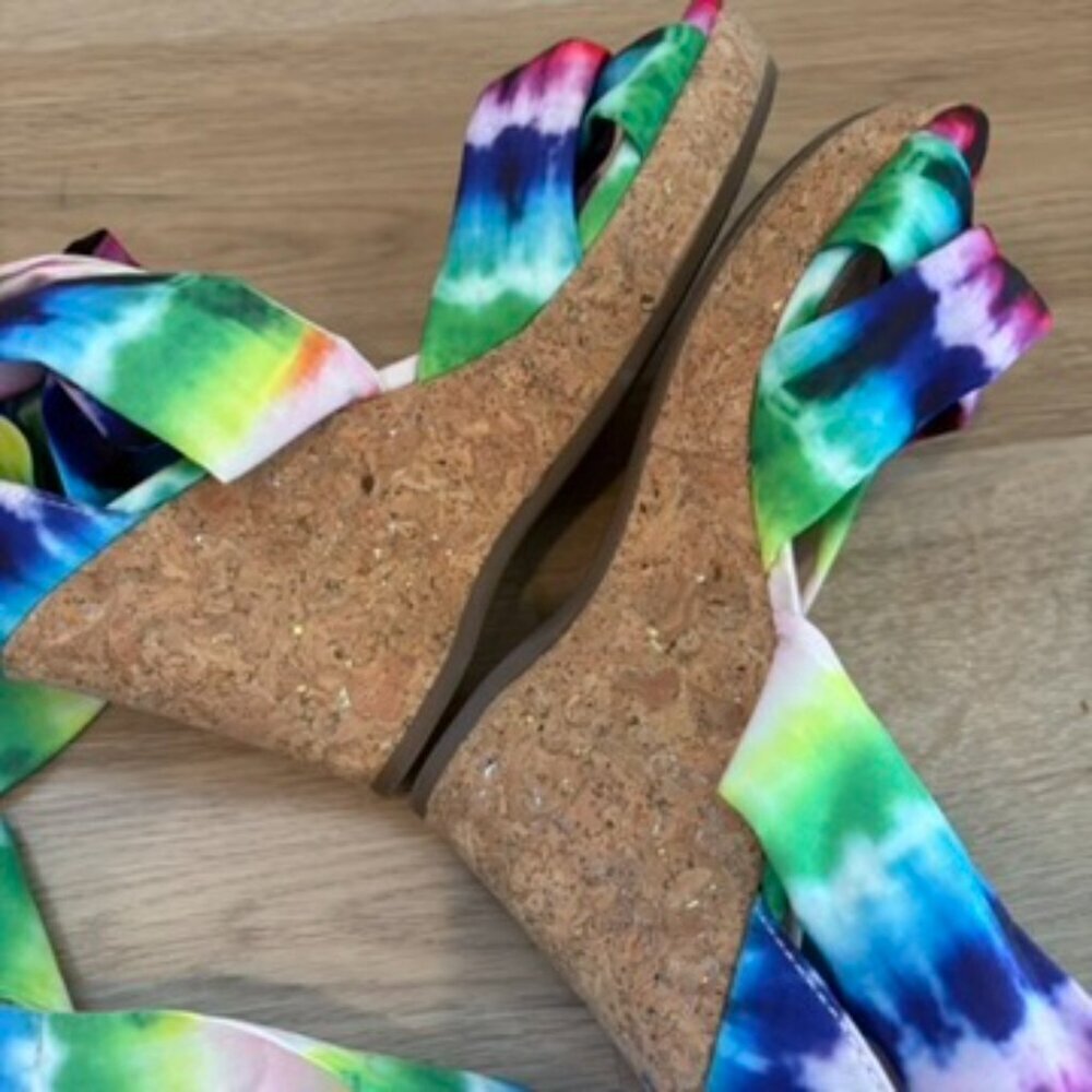 ** Impo Olitha rainbow tie-dye water color cork wedges size 6 - Picture 8 of 8